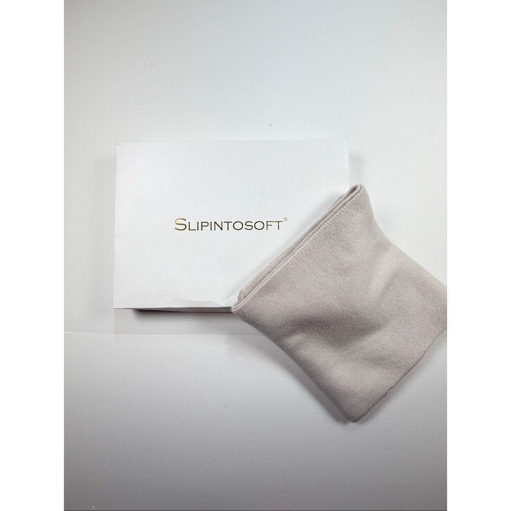 NEW SlipIntoSoft 100% Cashmere Knit Scarf Light Beige 12'" x 30" Neutral Luxury